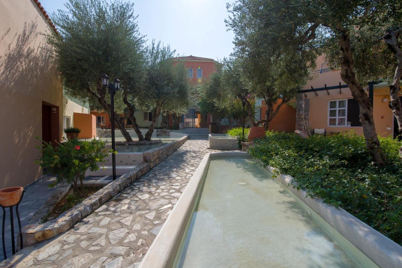 Stefan Village 4* Agia Marina