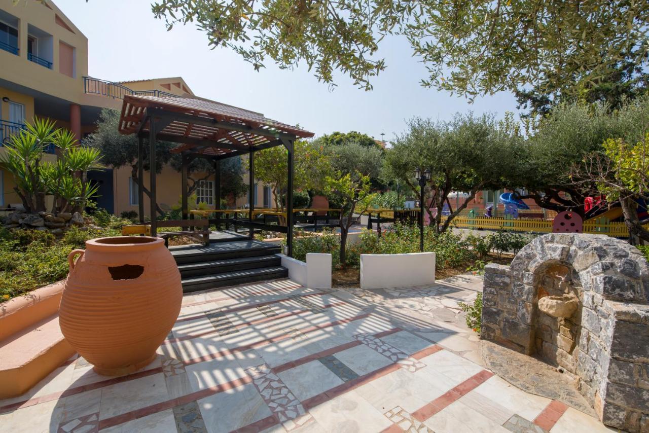 Hotel Stefan Village 4*